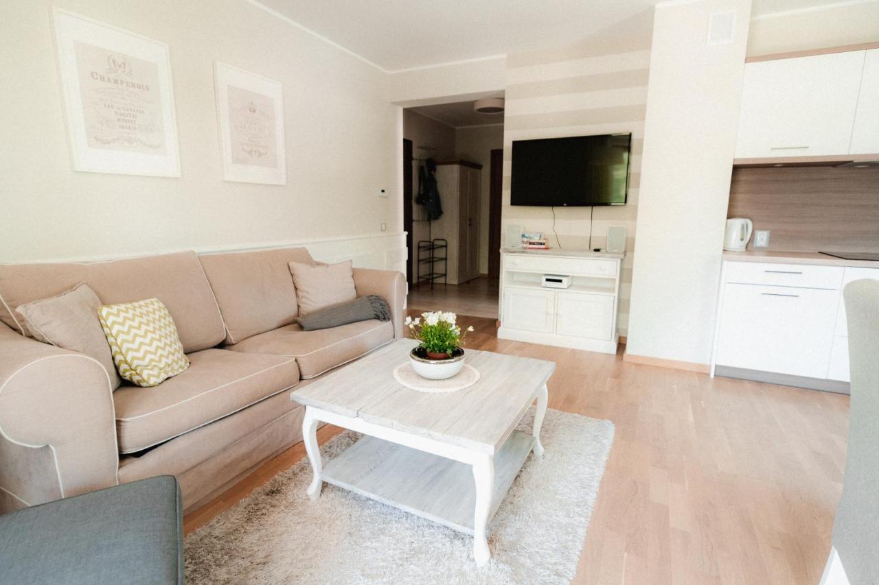 Sosnowe Tarasy Apartment Миелно Екстериор снимка